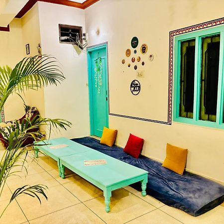 Hotel Tulsi Palace Пушкар Экстерьер фото